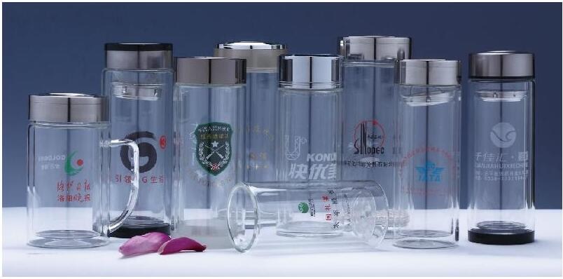 酷热的夏天我们都知道要多喝水,但是如何喝水